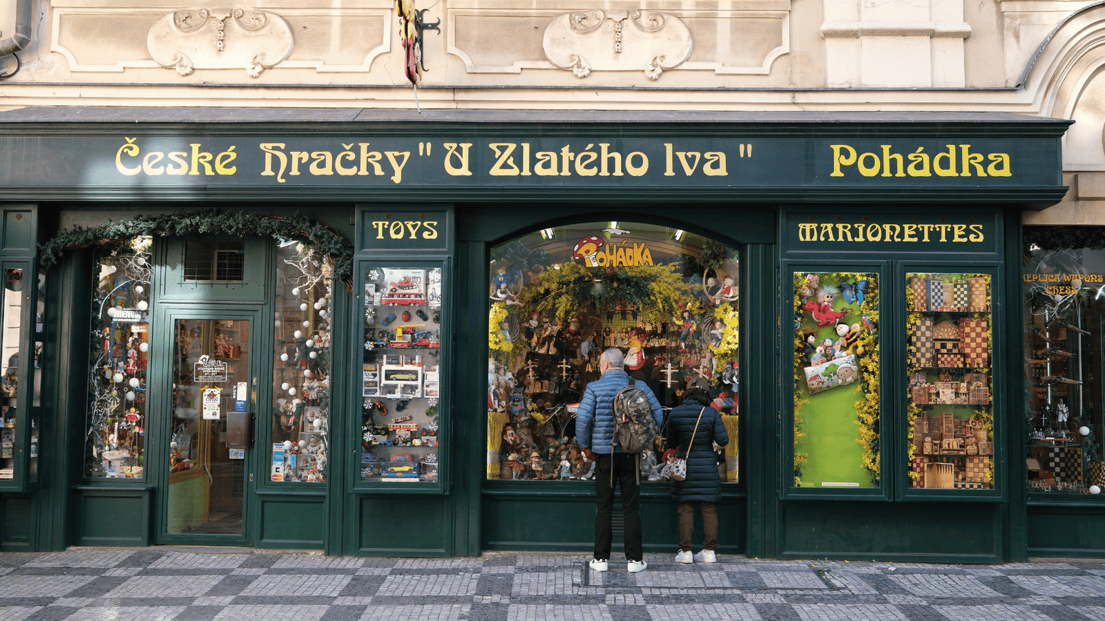 Rent A Garage Pawn Shop